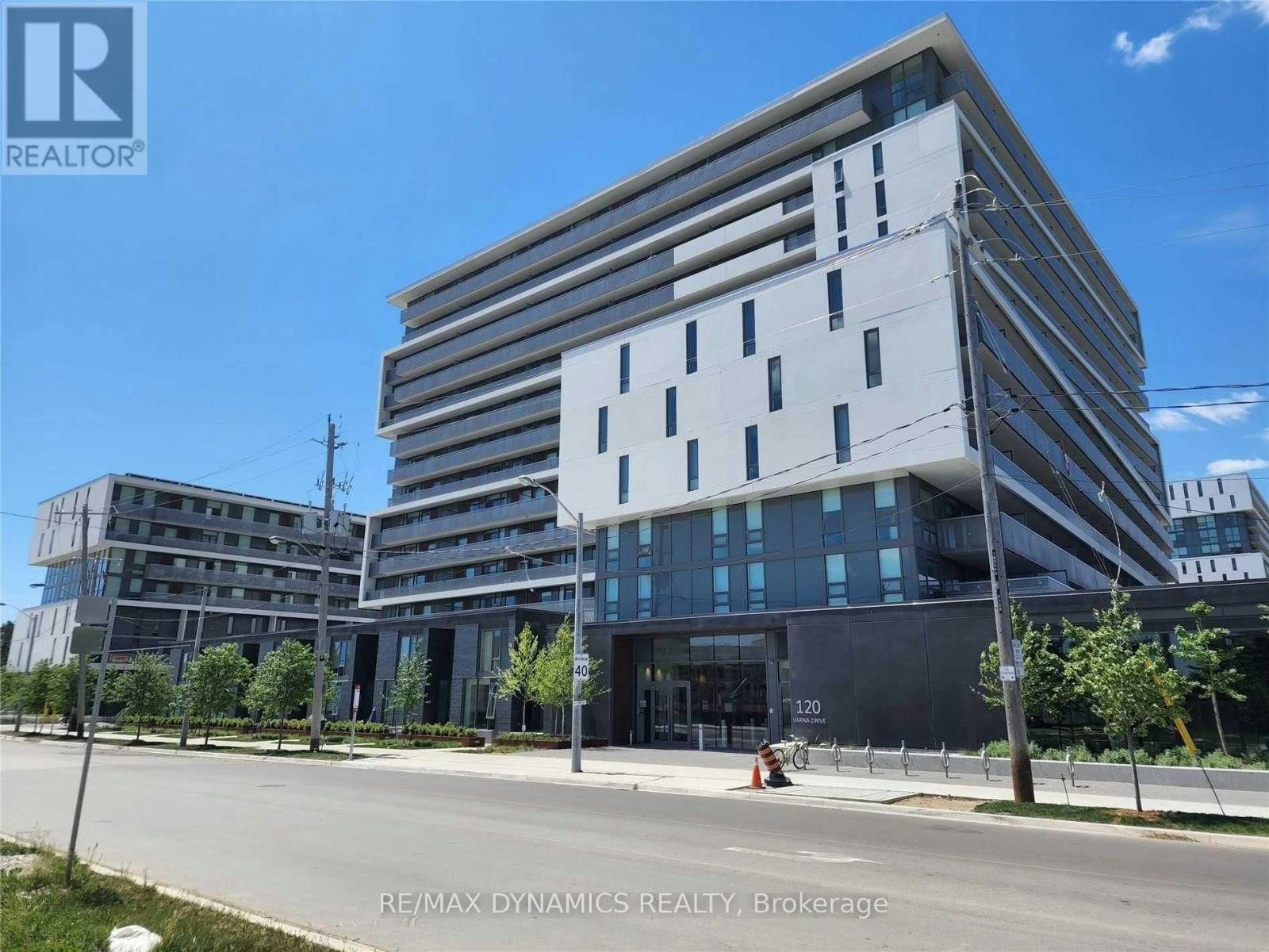 1002-120 Varna Drive, Toronto, ON, M6A 0B3