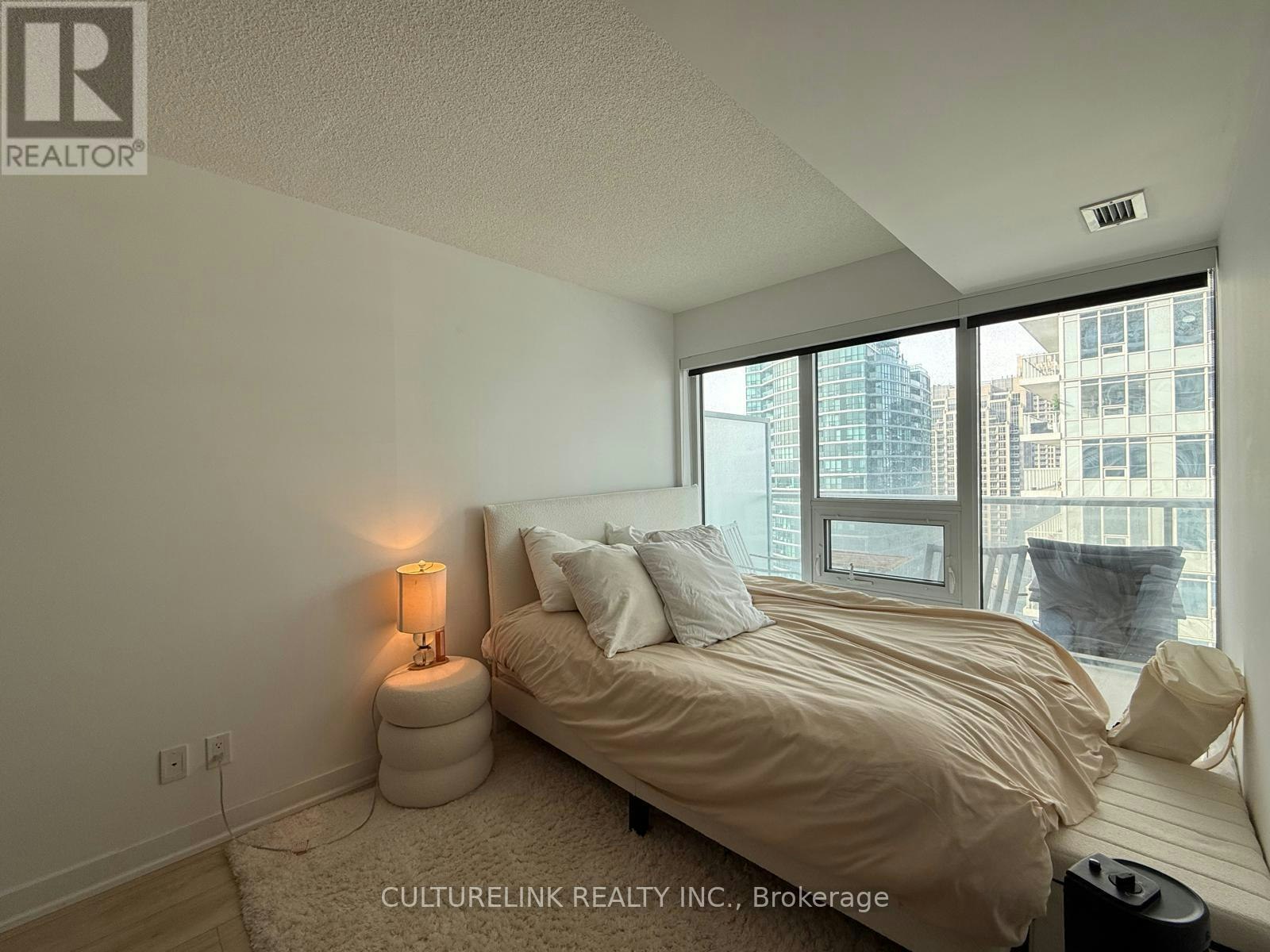 2205-17 Bathurst Street, Toronto, ON, M5V 0N1 - 6