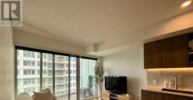 2205-17 Bathurst Street, Toronto, ON, M5V 0N1 - 5