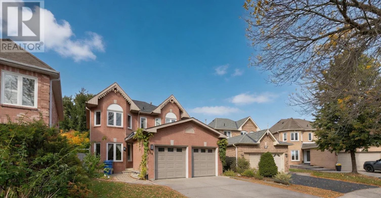 36 Dawlish Avenue, Aurora, ON, L4G 6R4