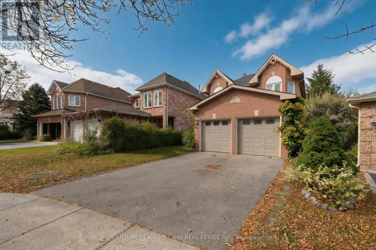 36 Dawlish Avenue, Aurora, ON, L4G 6R4 - 2