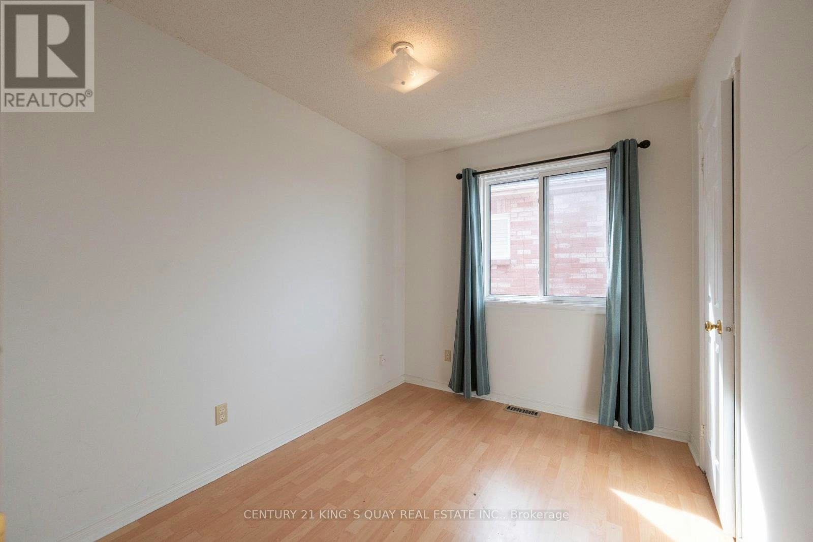 36 Dawlish Avenue, Aurora, ON, L4G 6R4 - 12