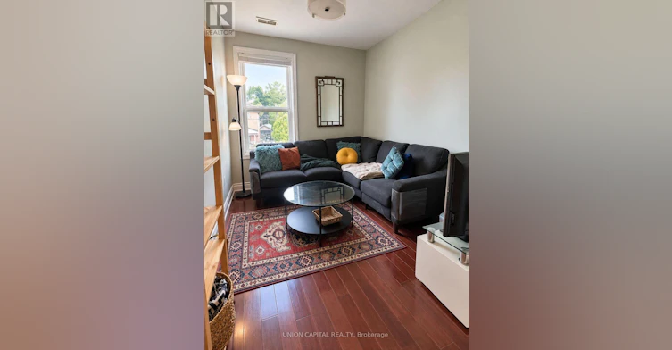 UPPER-84 Runnymede Road, Toronto, ON, M6S 2Y3