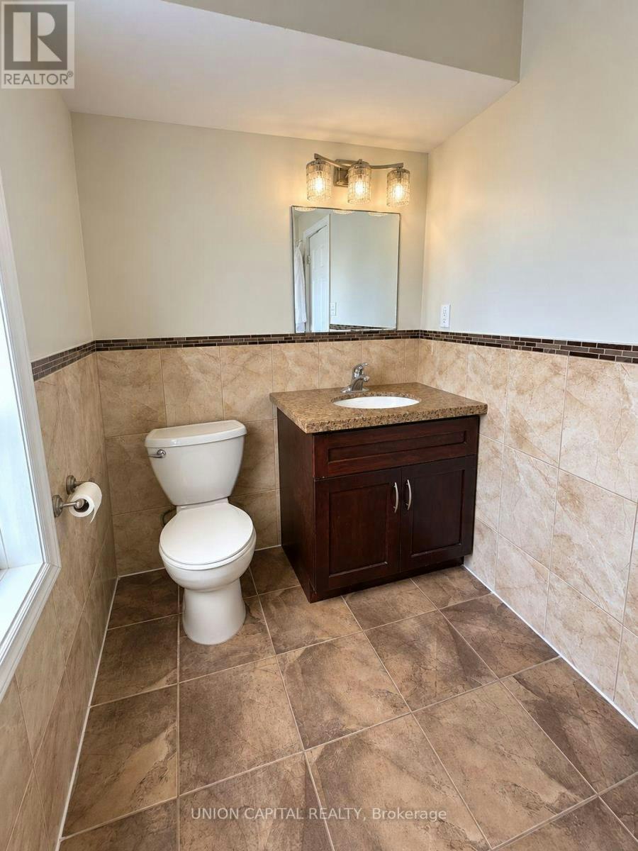 UPPER-84 Runnymede Road, Toronto, ON, M6S 2Y3 - 5