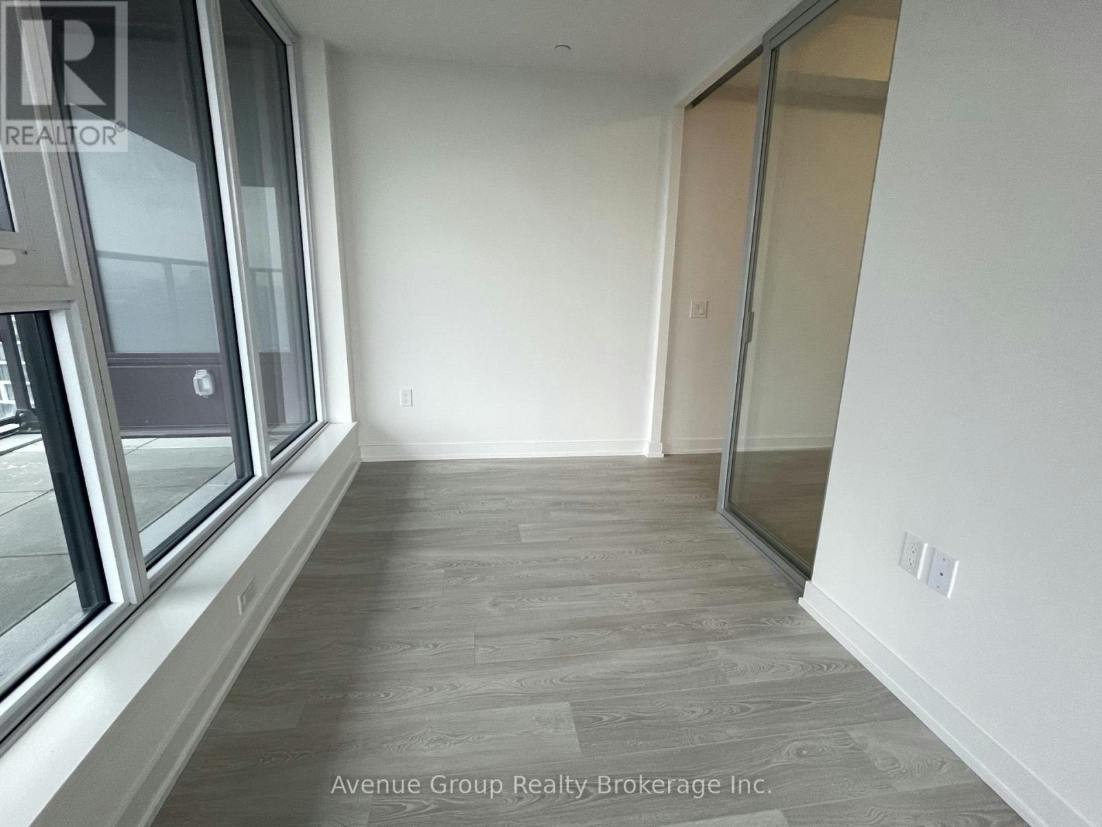 811-5 Quarrington Lane, Toronto, ON, M3C 0S5 - 7