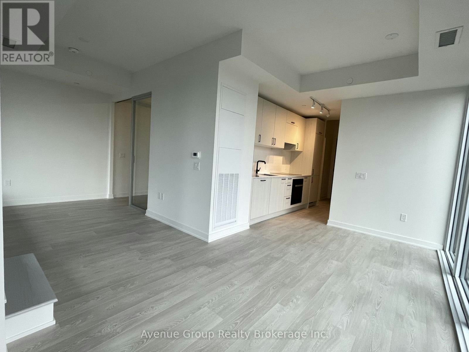 811-5 Quarrington Lane, Toronto, ON, M3C 0S5 - 6