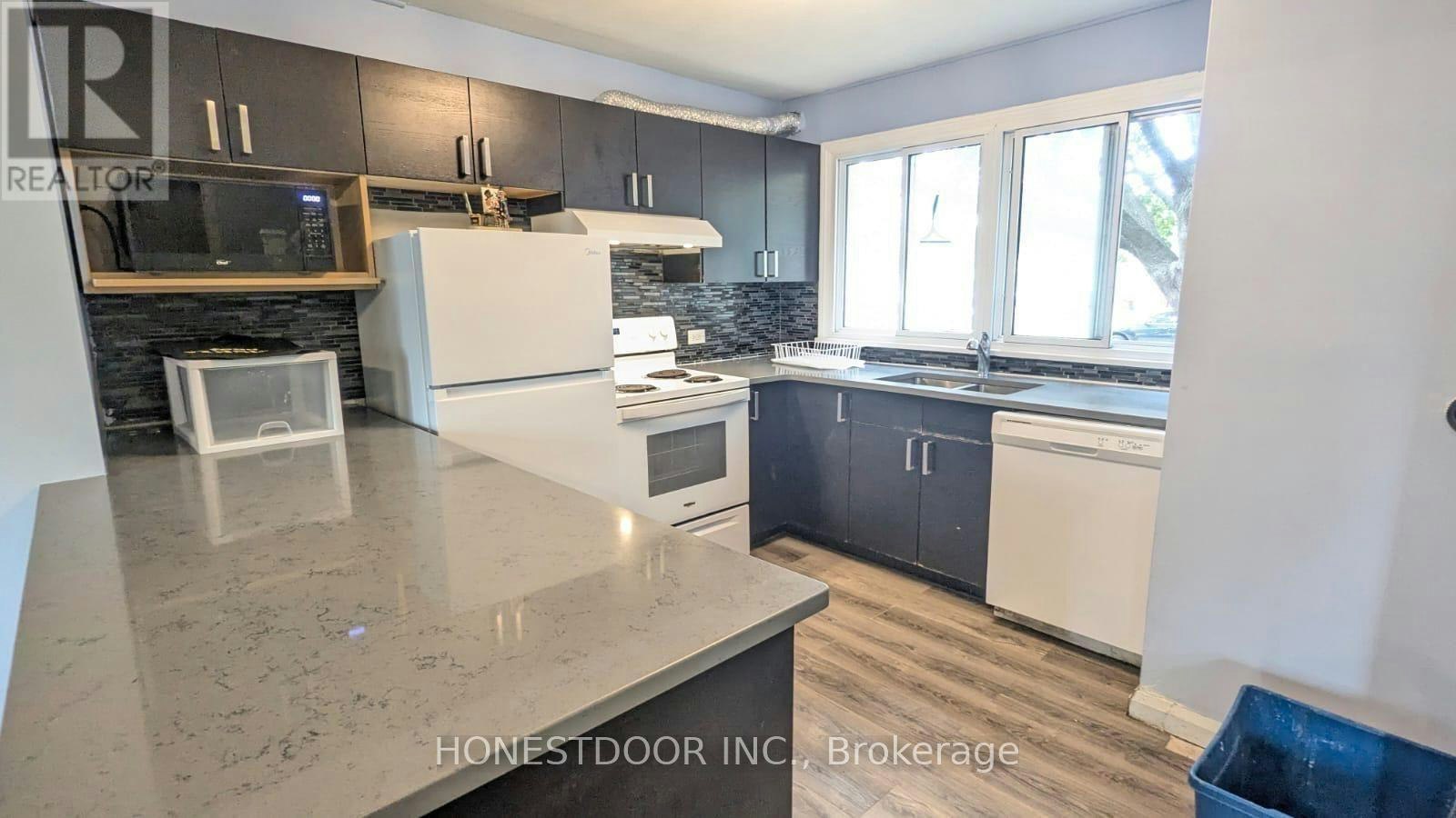 928 Randolph Avenue, Windsor, ON, N9B 2V2 - 2