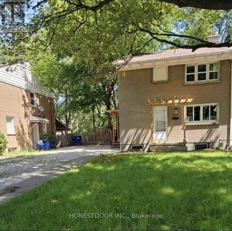 928 Randolph Avenue, Windsor, ON, N9B 2V2