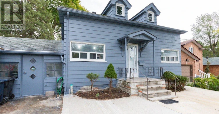 29 Megan Avenue, Toronto, ON, M1E 4A6 - 2