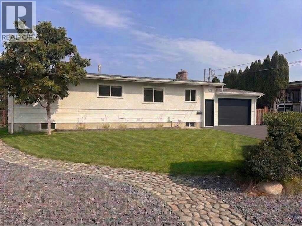 725 Ross Avenue, Penticton, BC, V2A 3A5