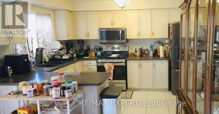 507 Rourke Place, Newmarket, ON, L3Y 8S9 - 7