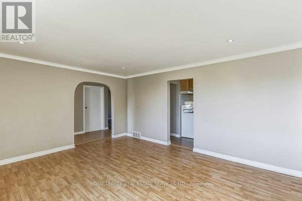 MAIN-1695 Coram Crescent, Mississauga, ON, L4X 1L1 - 9