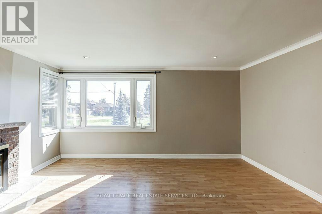 MAIN-1695 Coram Crescent, Mississauga, ON, L4X 1L1 - 7
