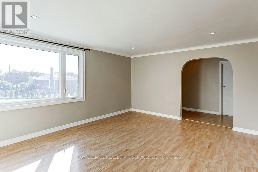 MAIN-1695 Coram Crescent, Mississauga, ON, L4X 1L1 - 10