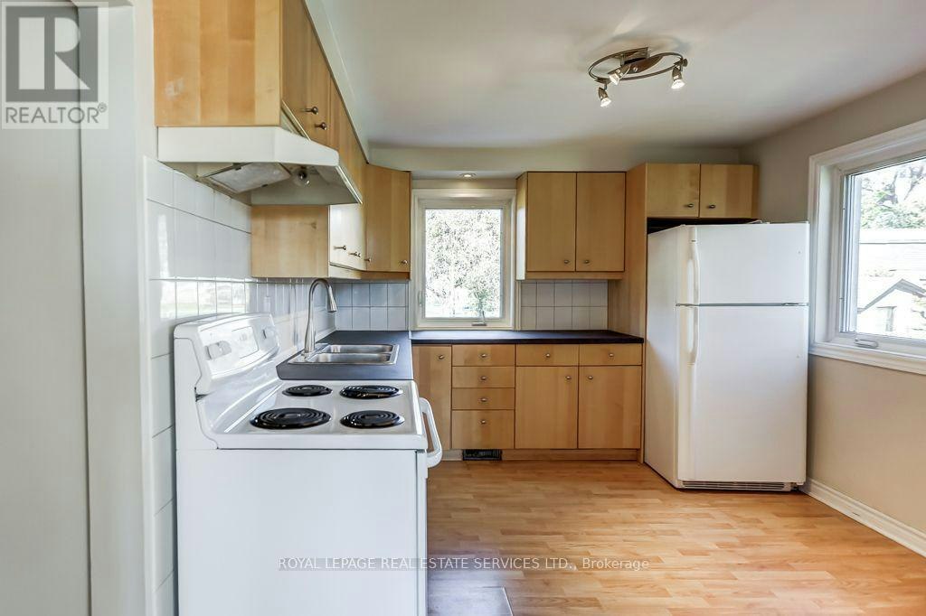 MAIN-1695 Coram Crescent, Mississauga, ON, L4X 1L1 - 11
