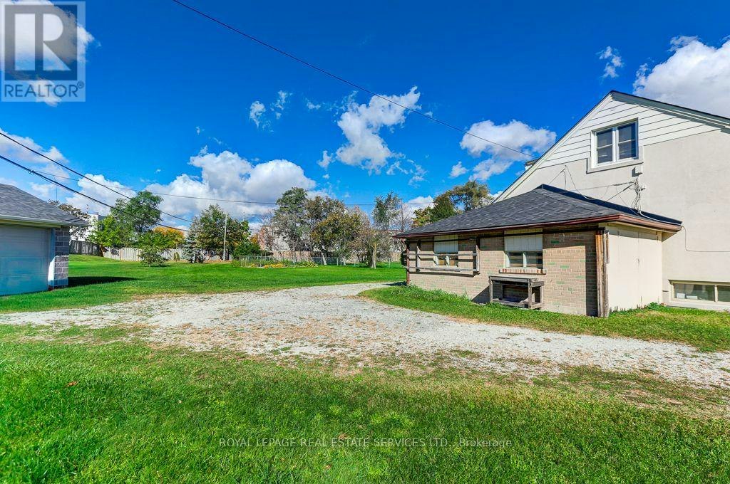 MAIN-1695 Coram Crescent, Mississauga, ON, L4X 1L1 - 21