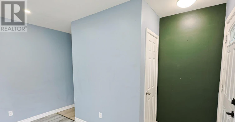 UPPER-321 Salisbury Street, London, ON, N5Y 3A8 - 12