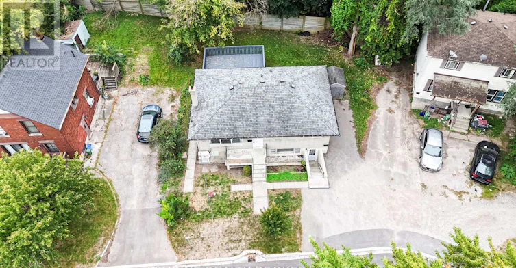 UPPER-321 Salisbury Street, London, ON, N5Y 3A8 - 2