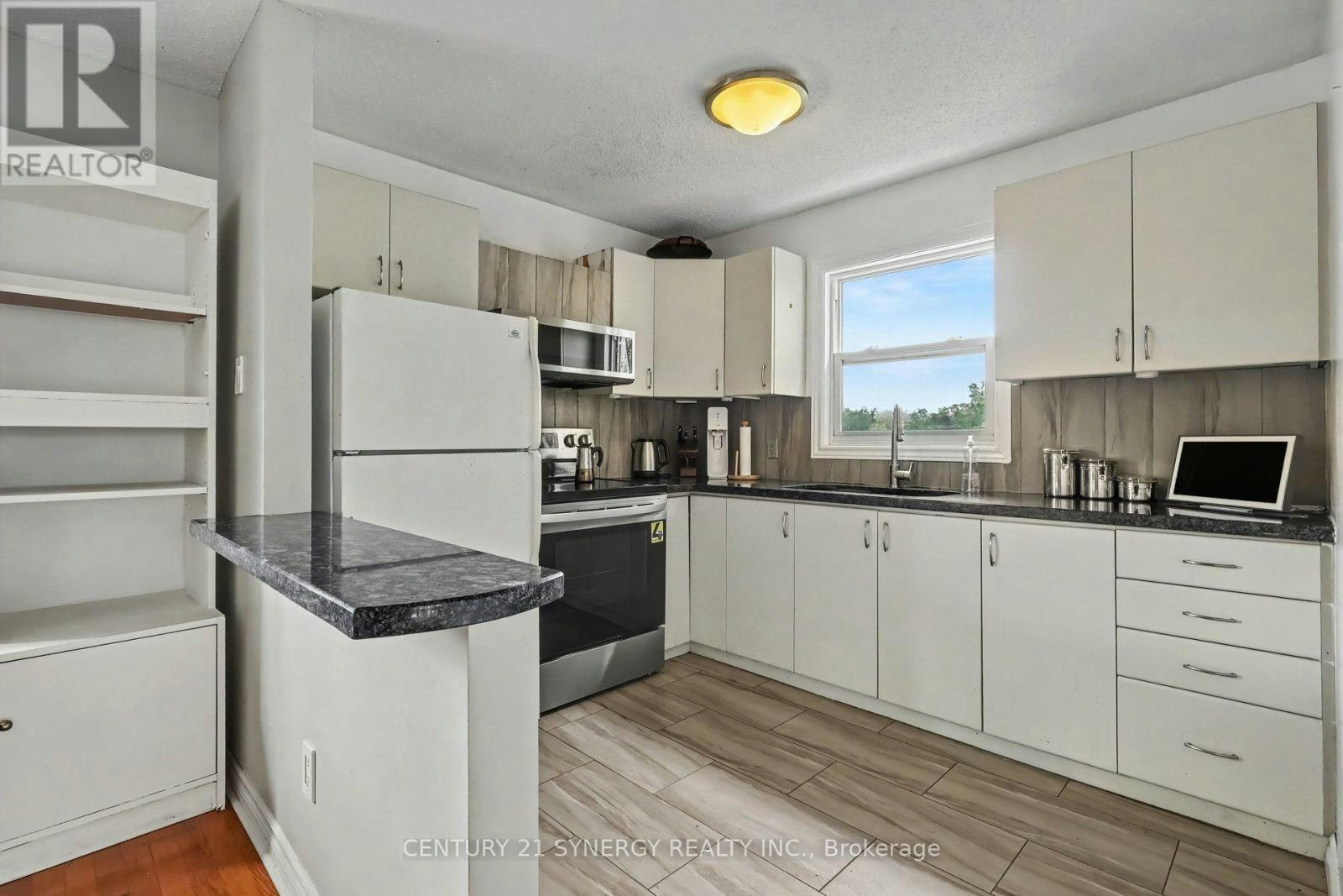3-190 Bayswater Avenue W, Ottawa, ON, K1Y 4N4 - 7