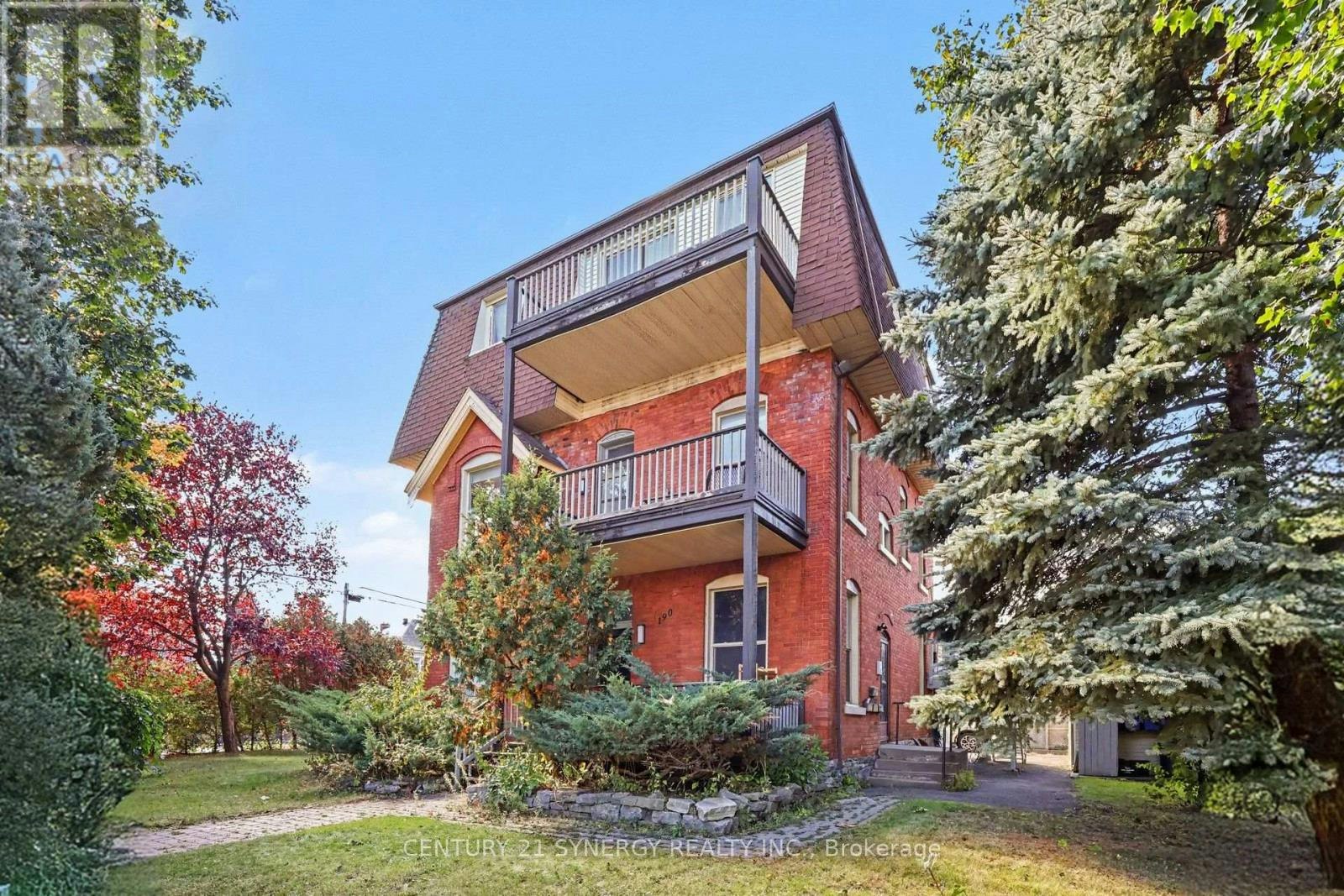 3-190 Bayswater Avenue W, Ottawa, ON, K1Y 4N4