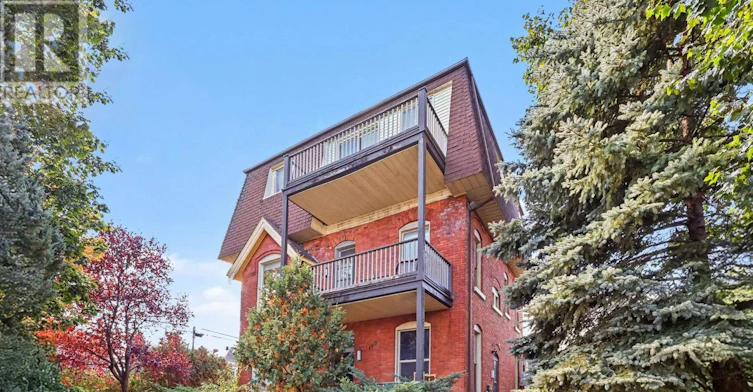 3-190 Bayswater Avenue W, Ottawa, ON, K1Y 4N4
