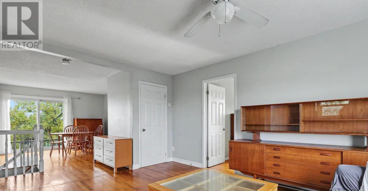 3-190 Bayswater Avenue W, Ottawa, ON, K1Y 4N4 - 2
