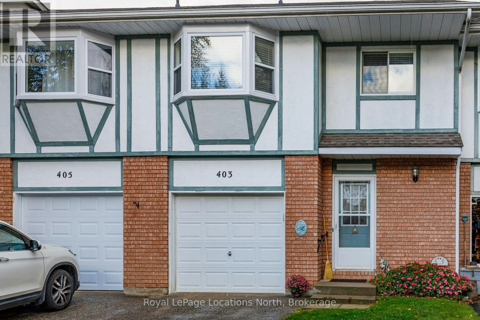 8-403 Thomas Street S, Clearview, ON, L0M 1S0