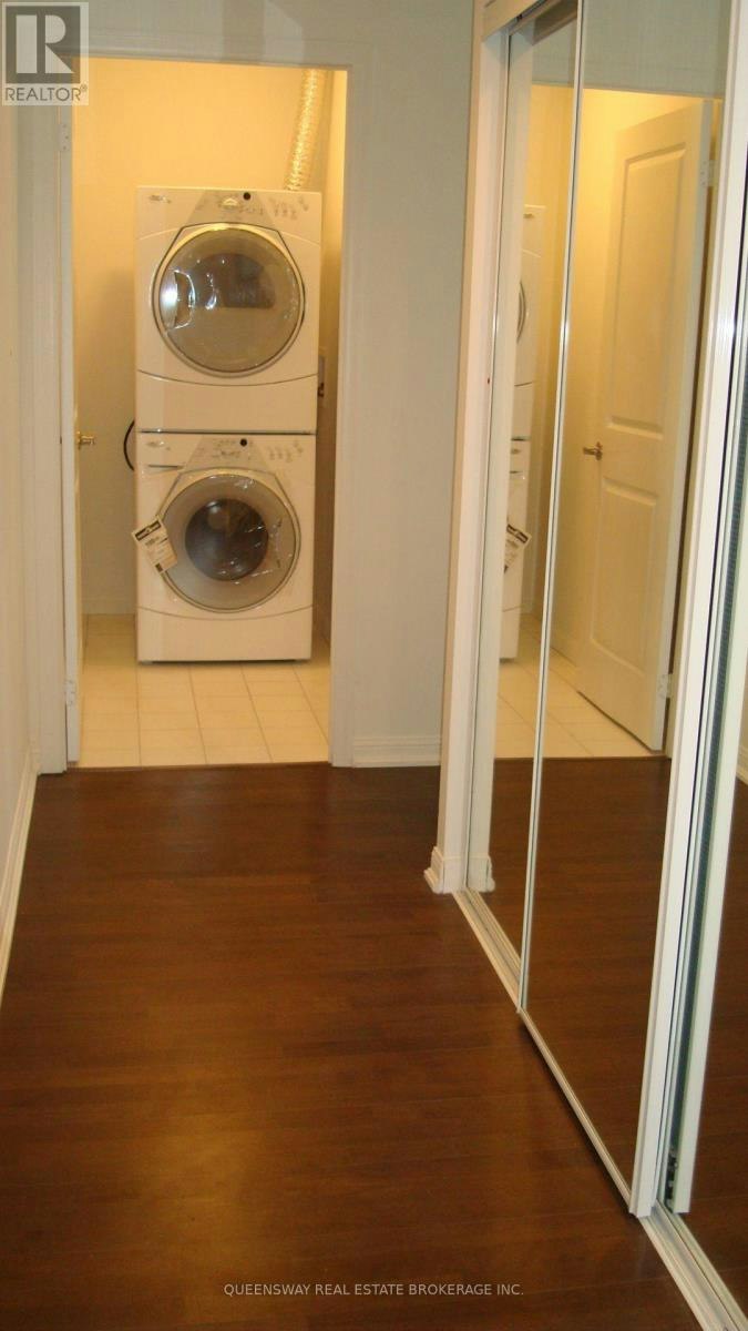 401-628 Fleet Street, Toronto, ON, M5V 1A8 - 9