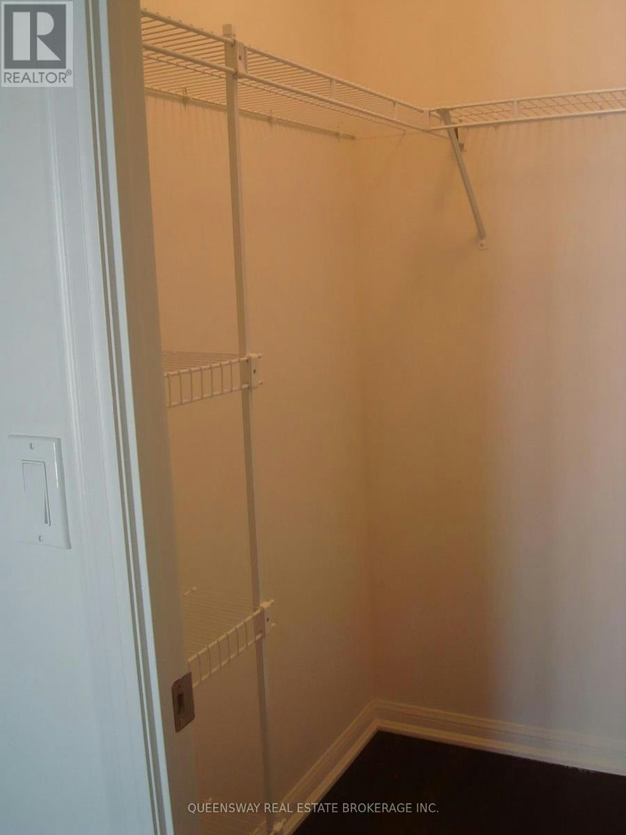 401-628 Fleet Street, Toronto, ON, M5V 1A8 - 10