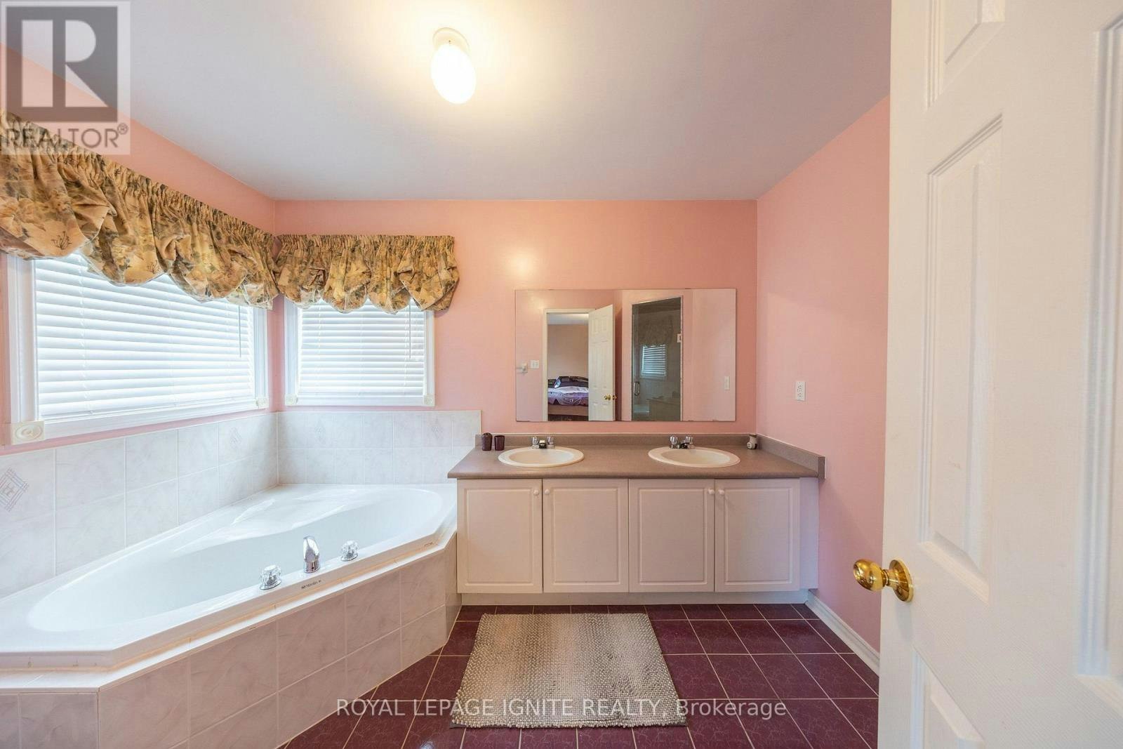 5 Kruger Road, Markham, ON, L3S 3X1 - 28