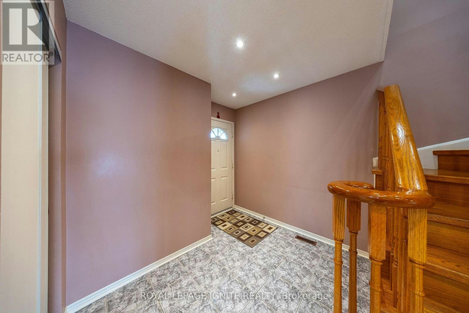 5 Kruger Road, Markham, ON, L3S 3X1 - 4