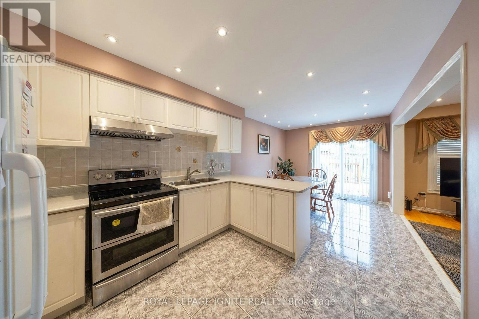 5 Kruger Road, Markham, ON, L3S 3X1 - 11