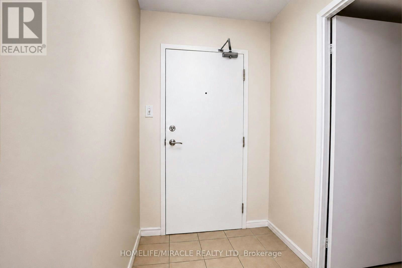 804-12 Laurelcrest Street, Brampton, ON, L6S 5Y4 - 10