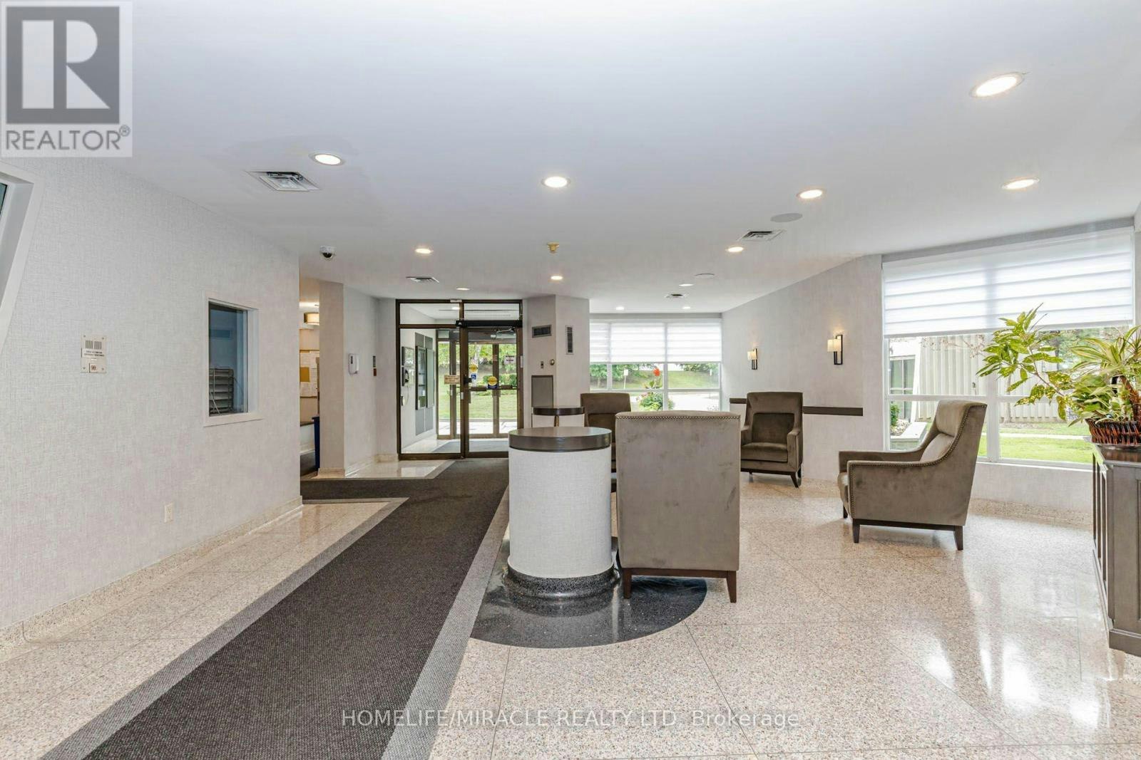 804-12 Laurelcrest Street, Brampton, ON, L6S 5Y4 - 5