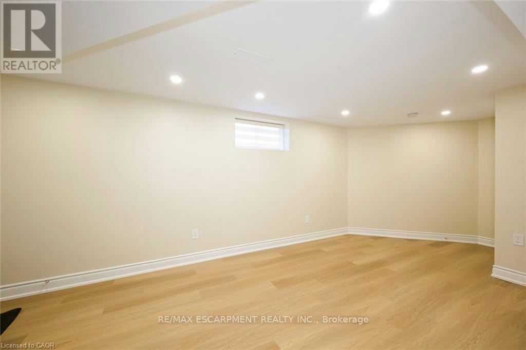 LOWER 2-347 York Road, Burlington, ON, L7R 3X5 - 8