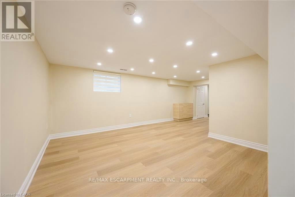 LOWER 2-347 York Road, Burlington, ON, L7R 3X5 - 6