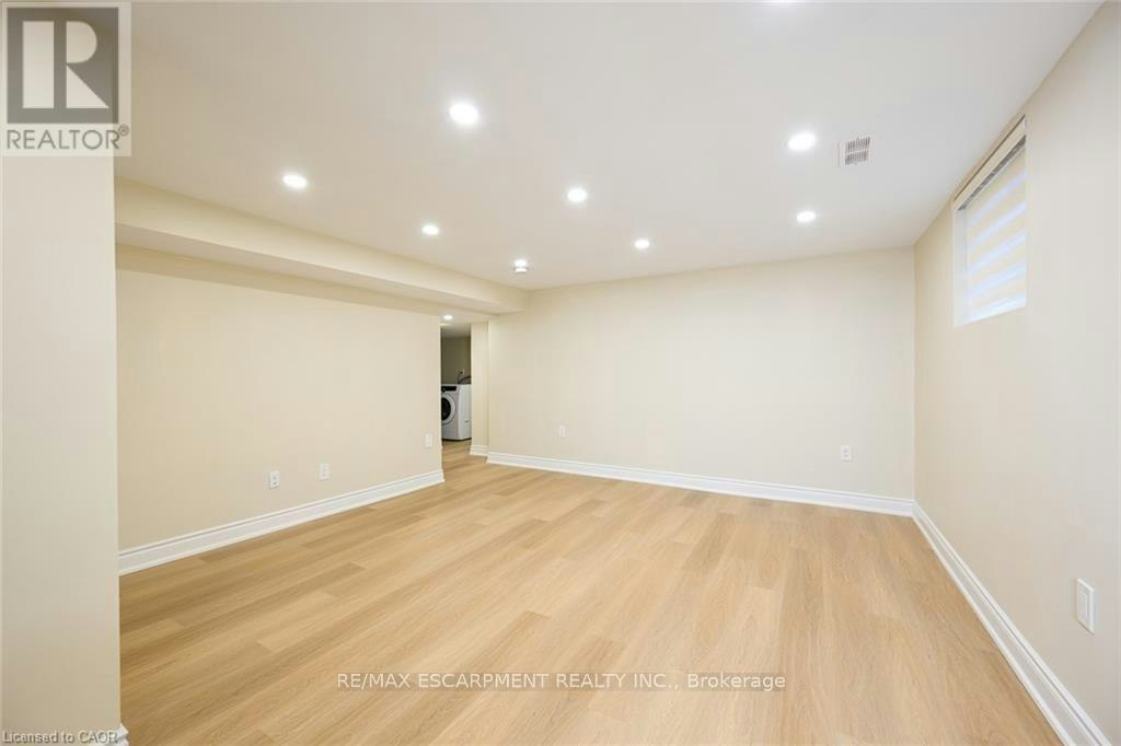 LOWER 2-347 York Road, Burlington, ON, L7R 3X5 - 5