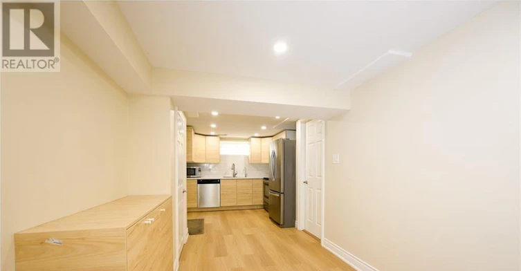 LOWER 2-347 York Road, Burlington, ON, L7R 3X5 - 3