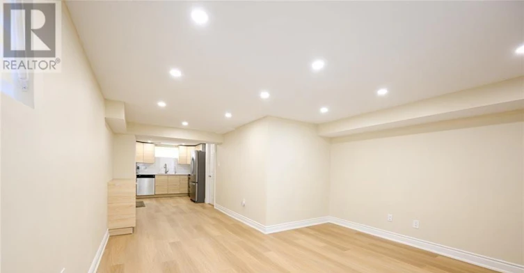 LOWER 2-347 York Road, Burlington, ON, L7R 3X5 - 4