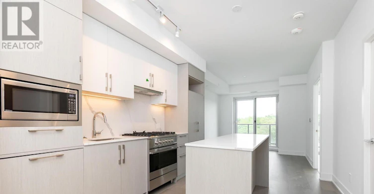 603-8 Manor Road W, Toronto, ON, M4S 0E6 - 3