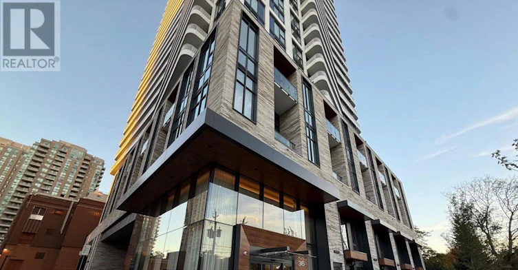 36 Olive Avenue, Toronto, ON, M2N 0M4