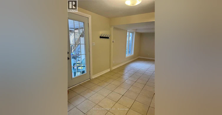 96 Mynden Way, Newmarket, ON, L3X 3B1 - 4