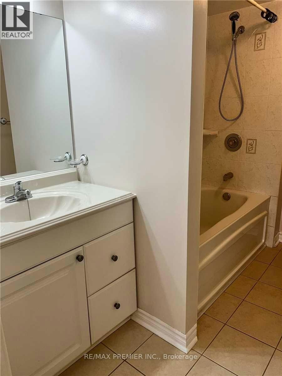 96 Mynden Way, Newmarket, ON, L3X 3B1 - 12