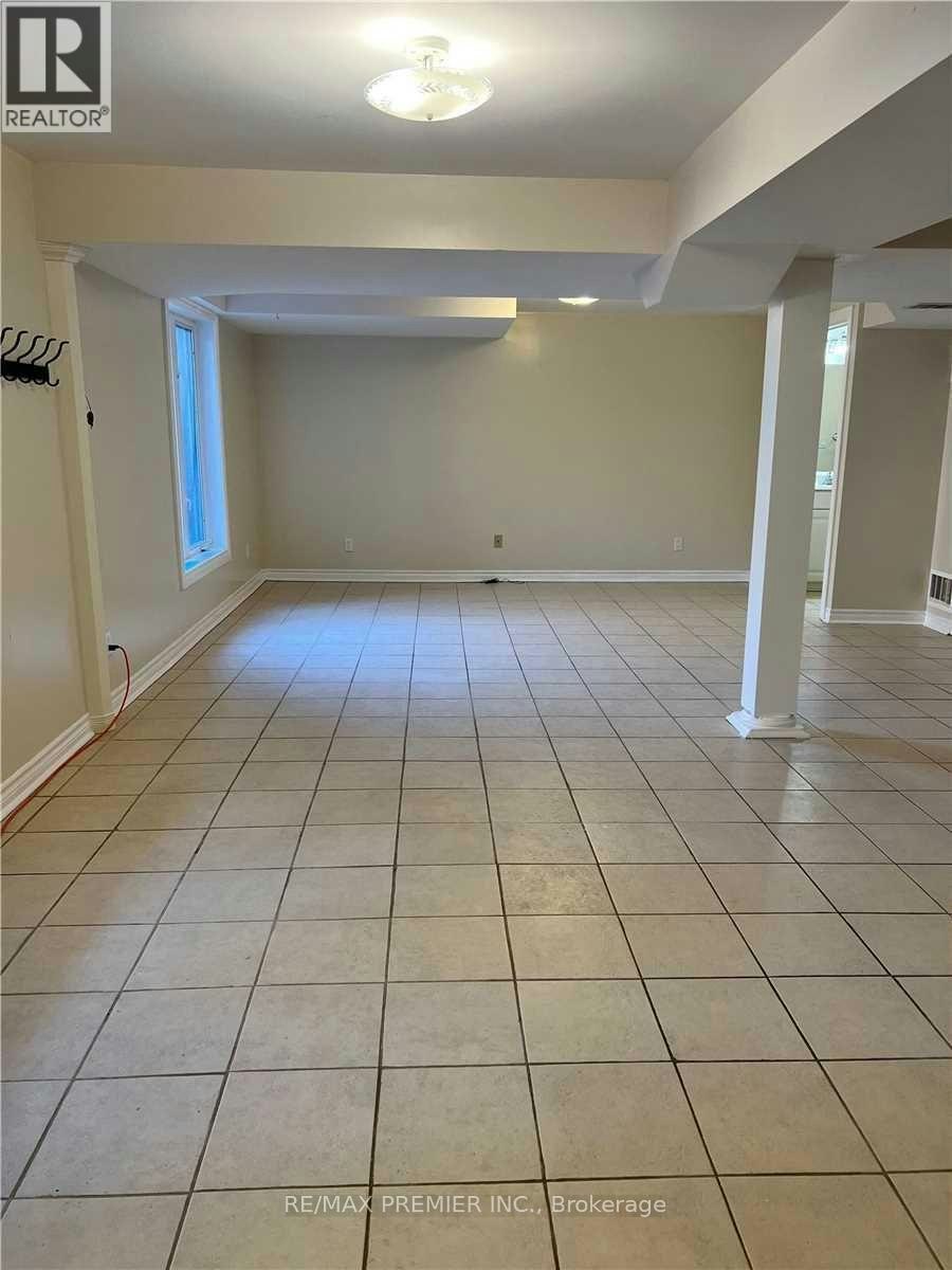 96 Mynden Way, Newmarket, ON, L3X 3B1 - 7