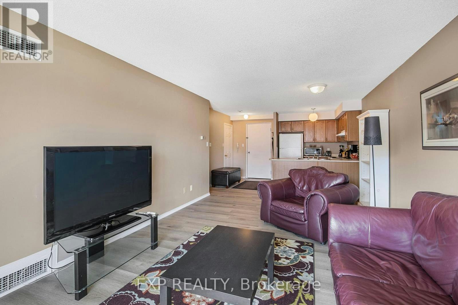 303-107 Bond Street, Orillia, ON, L3V 1J7 - 13