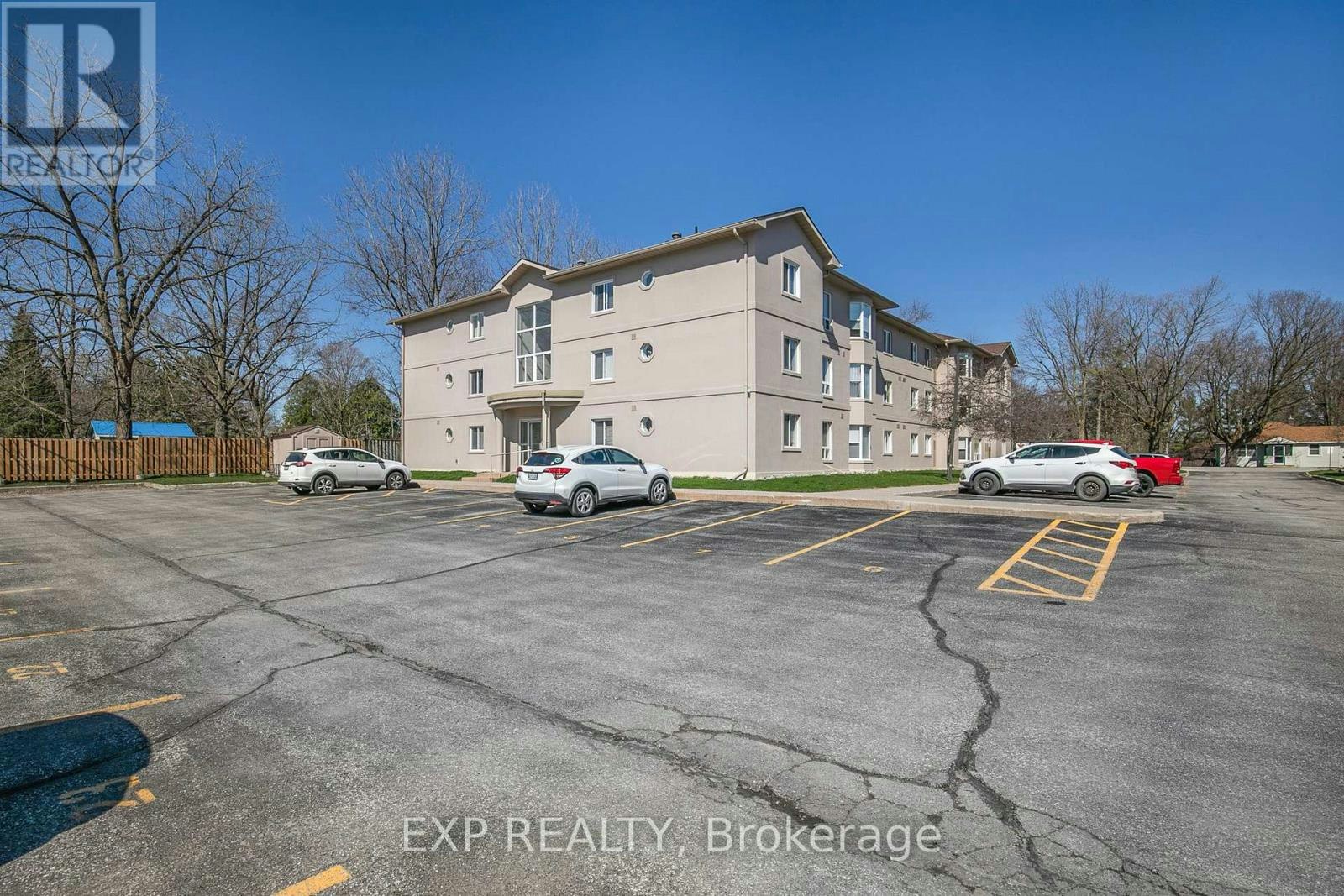 303-107 Bond Street, Orillia, ON, L3V 1J7 - 2