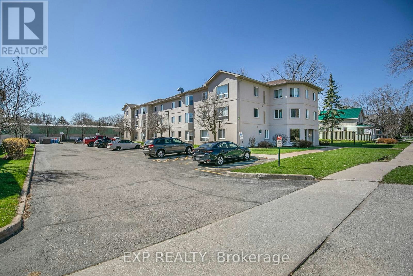 303-107 Bond Street, Orillia, ON, L3V 1J7 - 3