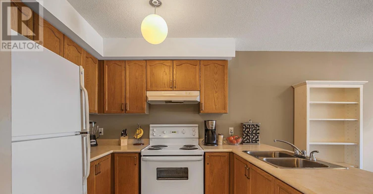 303-107 Bond Street, Orillia, ON, L3V 1J7 - 9