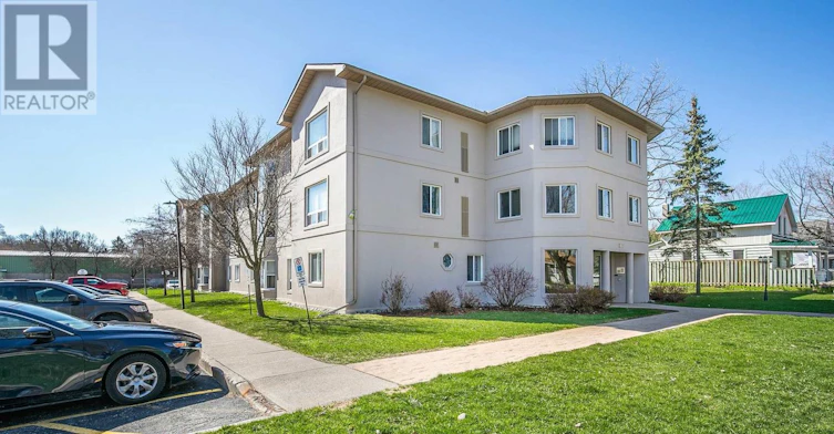 303-107 Bond Street, Orillia, ON, L3V 1J7