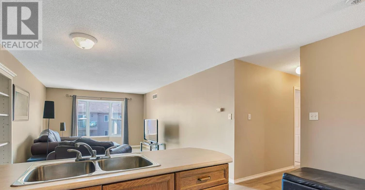 303-107 Bond Street, Orillia, ON, L3V 1J7 - 10